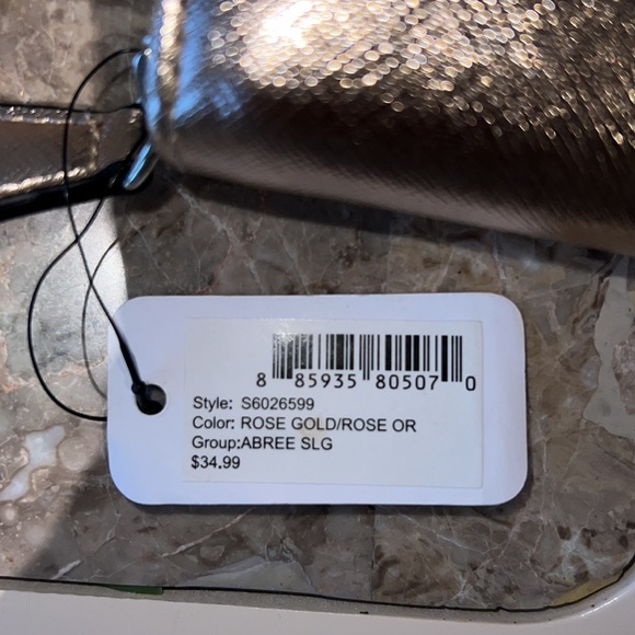 Brand New Rose Gold GUESS Wallet - Picture 4 of 4